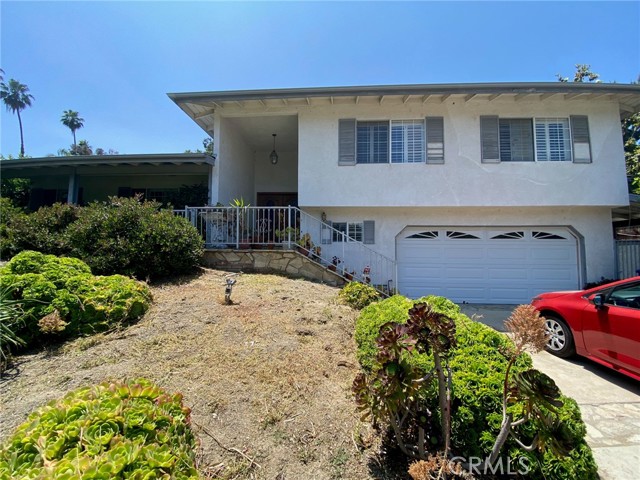 Property photo of 5323 Del Moreno DR