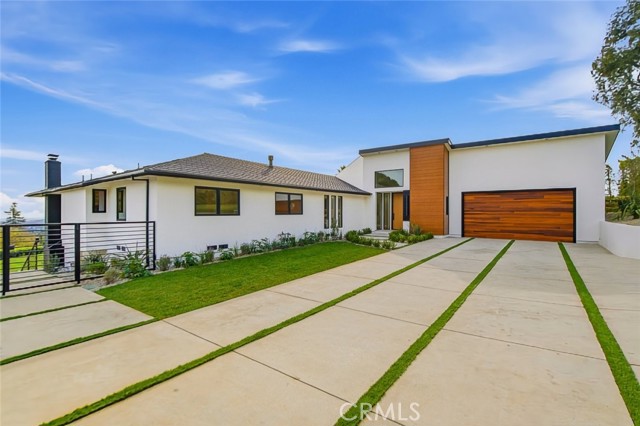 Photo of 1764 E Loma Alta