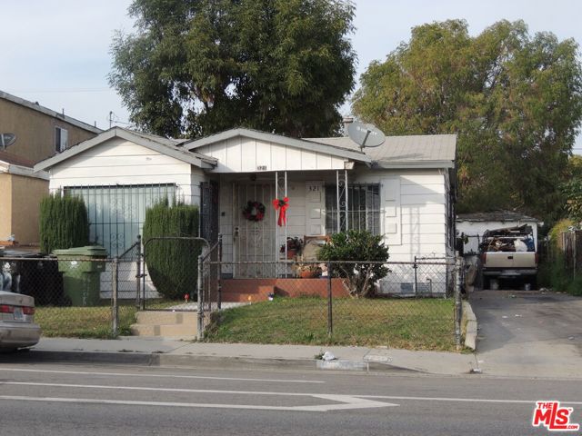 Property photo of 321 W 120th ST