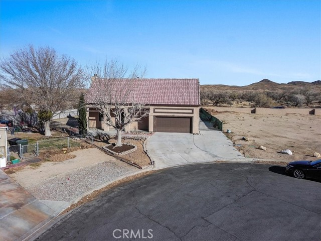 Property photo of 15080 Birdie LN