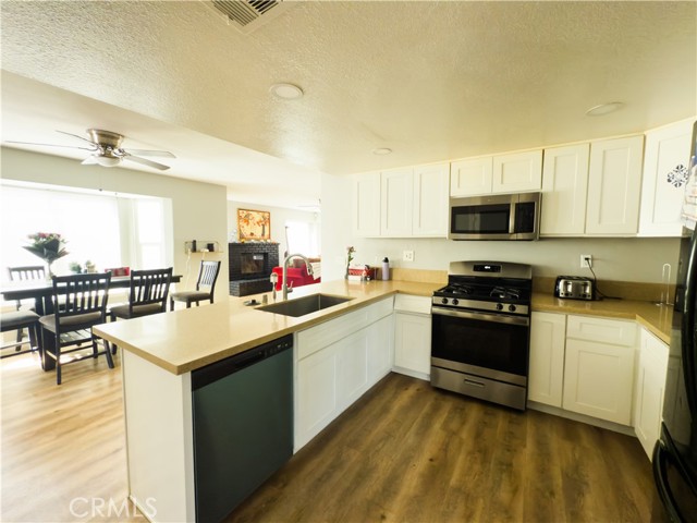 Property photo of 14848 Deerfield ST