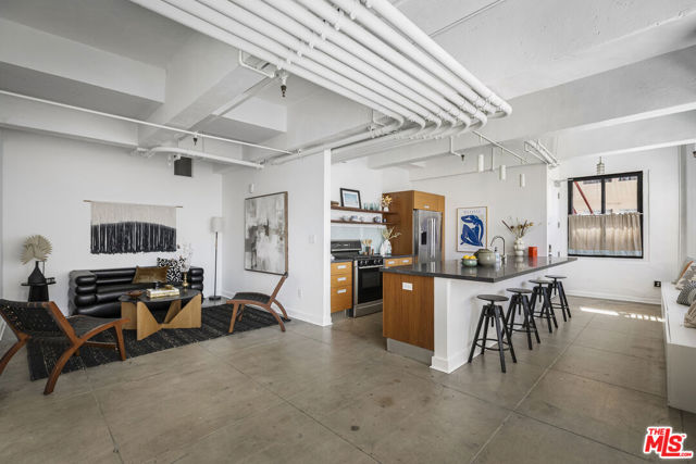 Property photo of 746 S Los Angeles ST