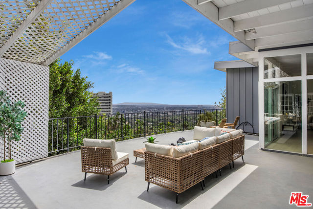Property photo of 9400 Sierra Mar DR