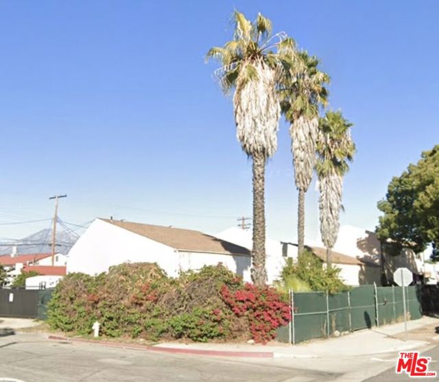 Property photo of 1293 W 2nd ST