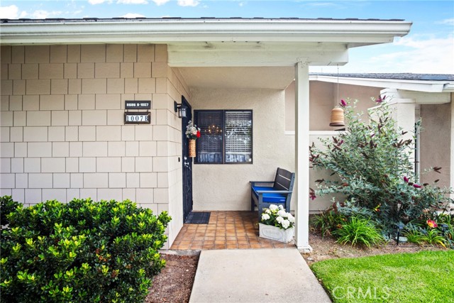 Property photo of 8686 Merced CR