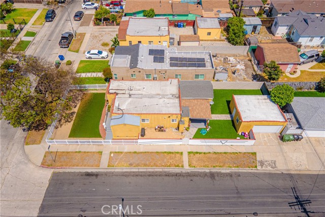 Property photo of 764 W 107th ST