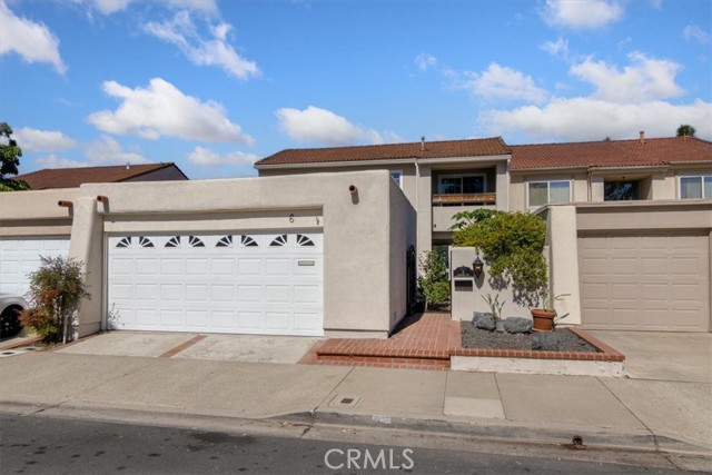 Property photo of 6 Mandrake WY