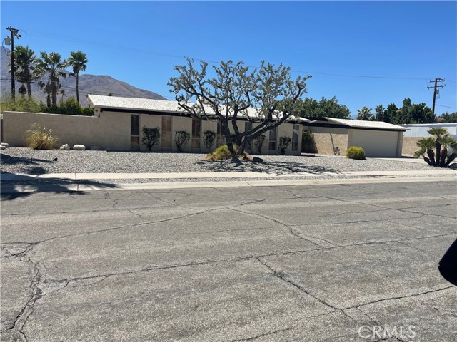 Property photo of 2605 N Kitty Hawk DR