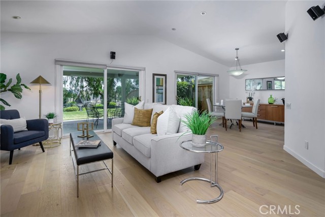 Property photo of 3610 WINDSONG CR