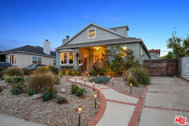 Property photo of 8044 Cowan AV