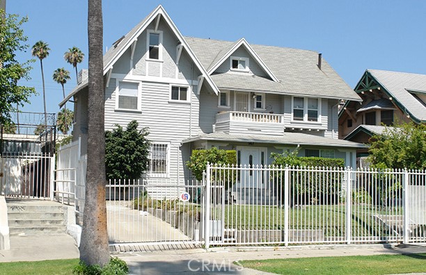 Property photo of 967 Arapahoe