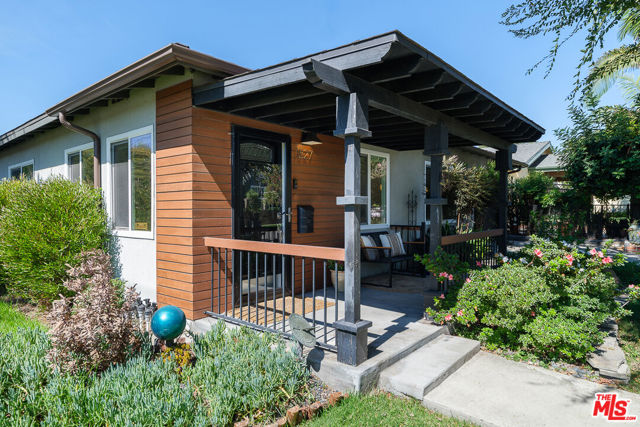 Property photo of 1827 Glen AV