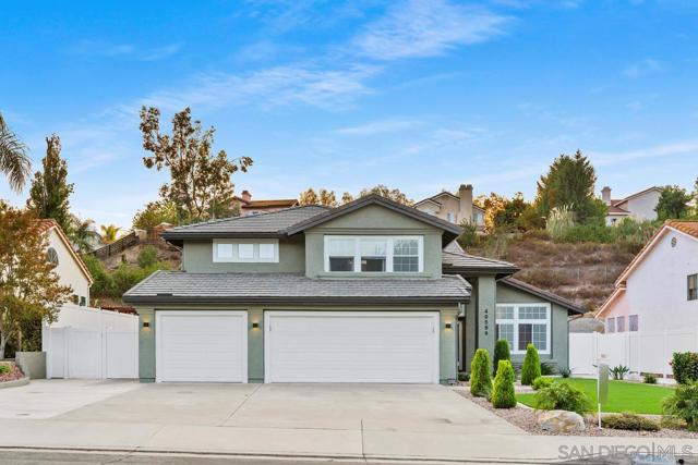 Property photo of 40599 Calle Medusa