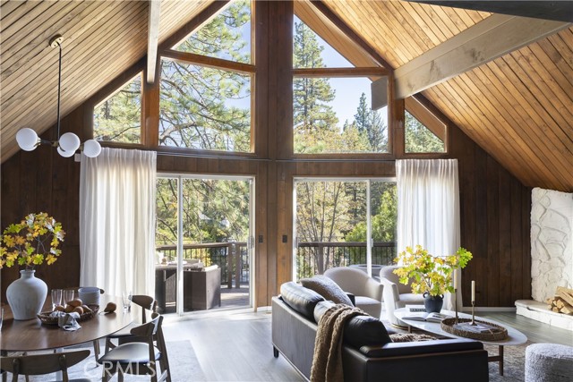 Property photo of 572 Brentwood