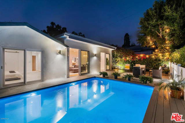 Property photo of 11314 Gladwin ST