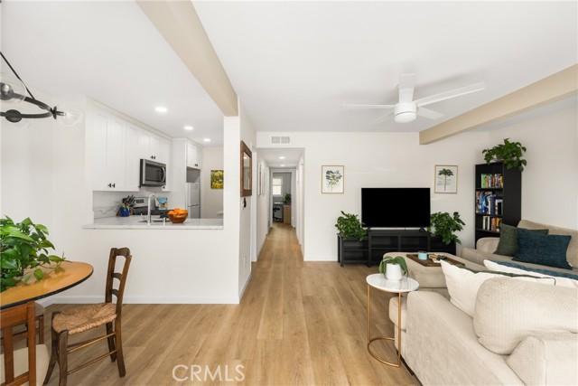 Property photo of 16 Oval