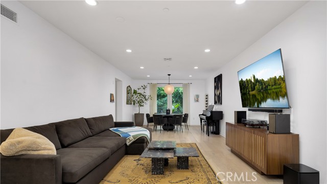 Property photo of 4240 Laurel Canyon BL