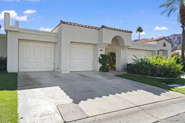 Property photo of 77601 Los Arboles DR