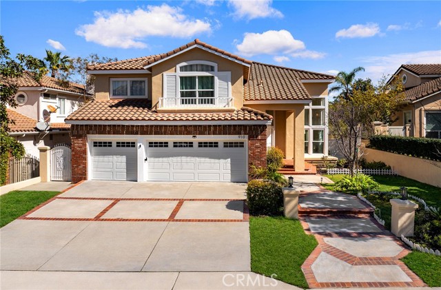 Property photo of 910 S Barton CT