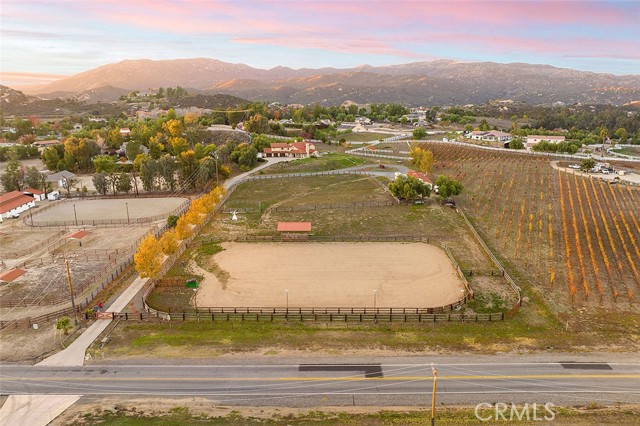 Property photo of 38405 Avenida La Cresta
