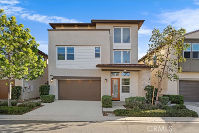 Property photo of 73 Pelican LN