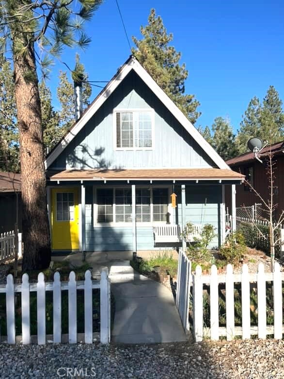 Property photo of 143 Cedar LN