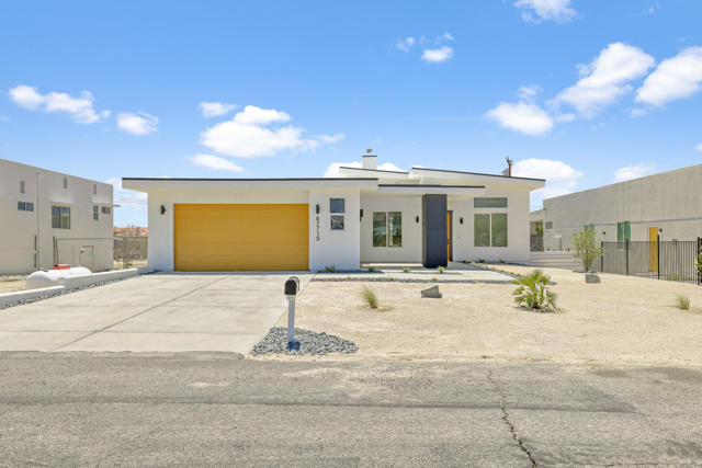 Property photo of 67715 Broken Arrow LN