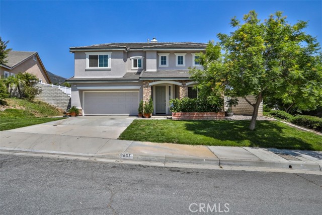 Property photo of 6807 N Huntington DR