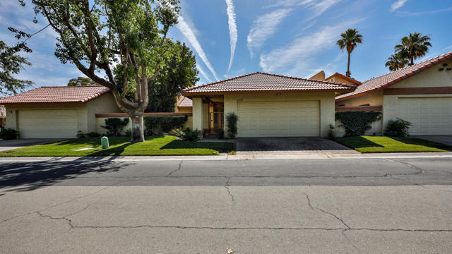 Property photo of 42388 Sand Dune