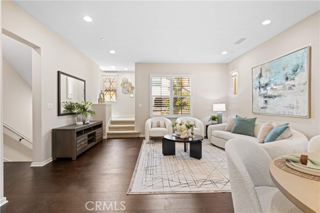 Property photo of 53 Bay Laurel