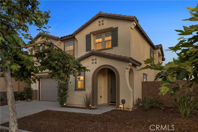 Property photo of 2600 E Barnvelder CT