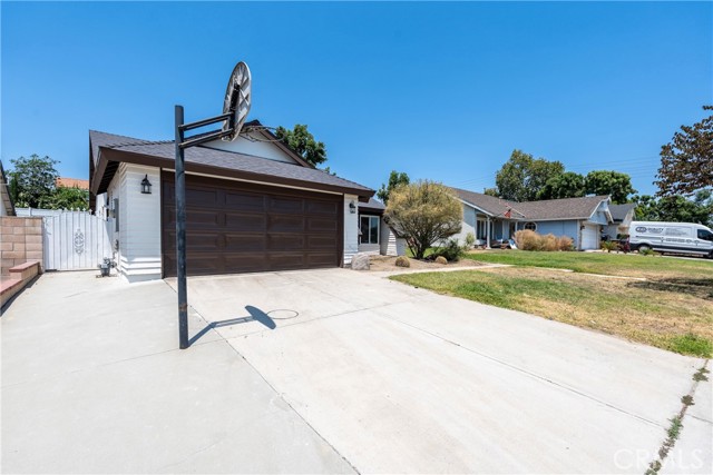Property photo of 1187 E Deerfield ST