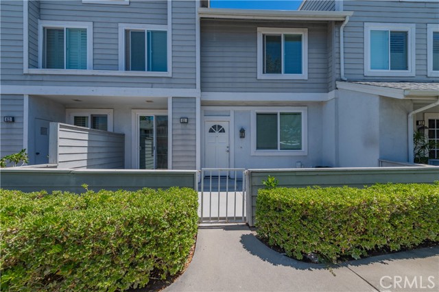 Property photo of 61 Remington
