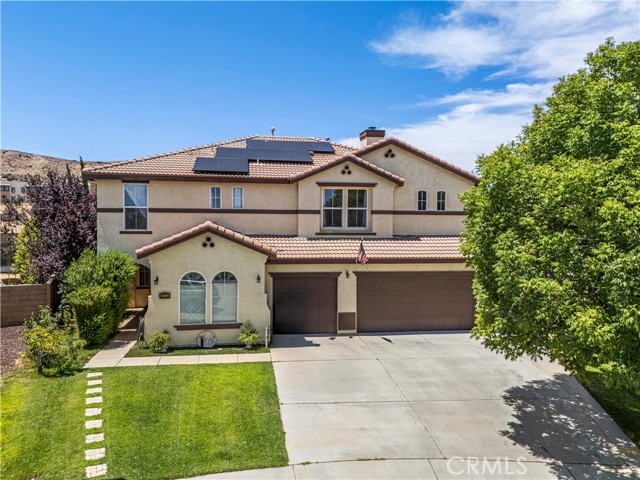 Property photo of 3802 Vitrina Ln