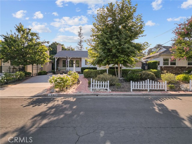 Property photo of 10827 Yarmouth AV