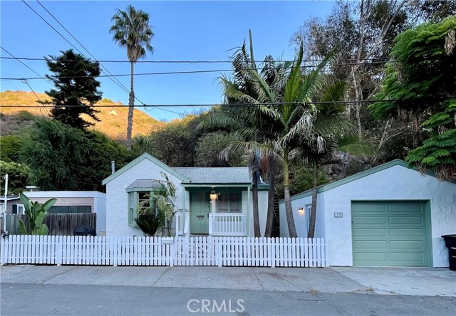 Property photo of 1595 Arroyo Drive