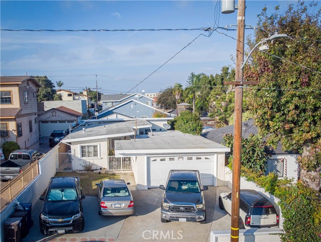 Property photo of 4487 W 131st ST