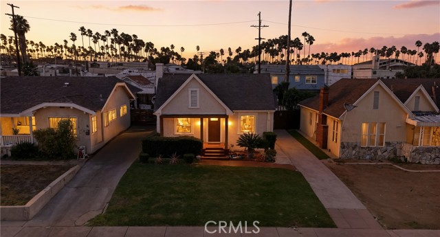 Property photo of 3741 W 58th PL