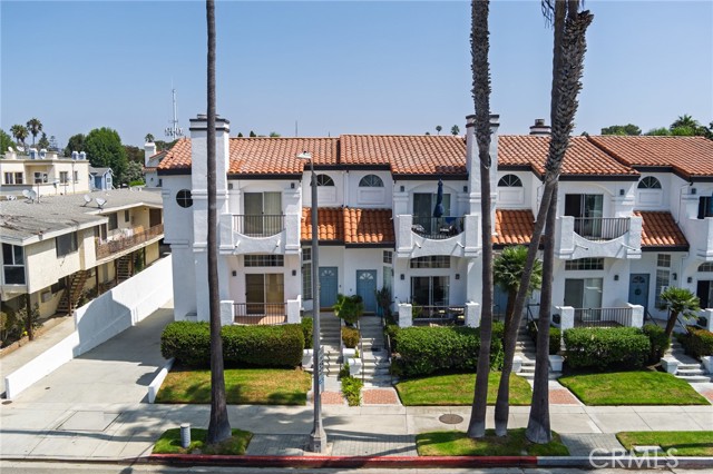 Property photo of 200 N Catalina AV