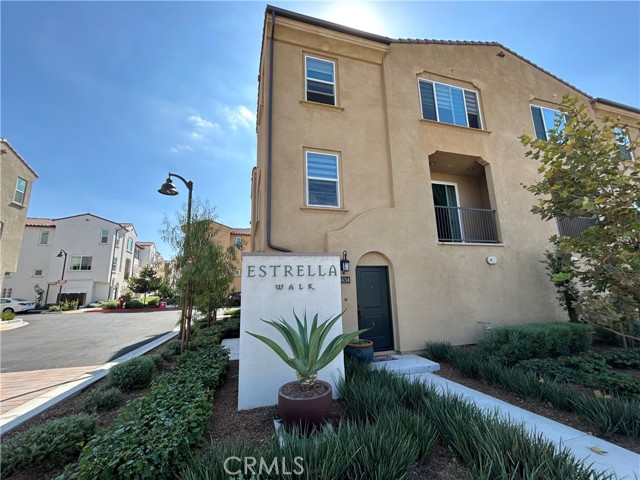 Property photo of 664 Panorama LN