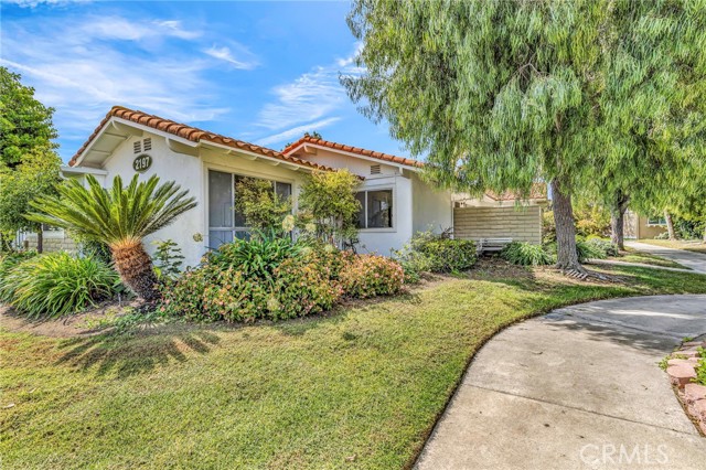 Property photo of 2197 Via Mariposa