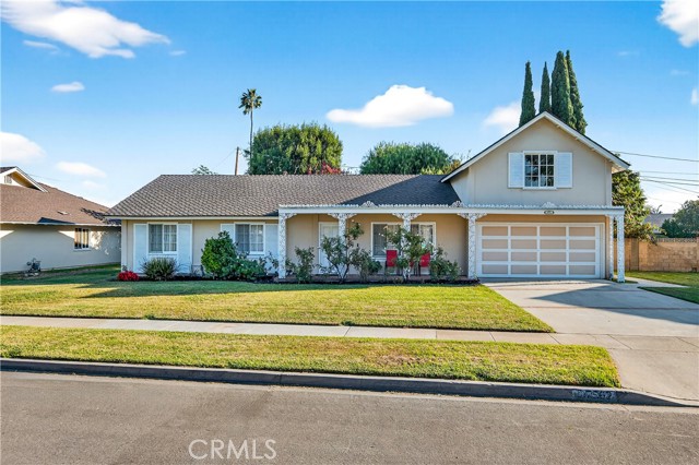 Property photo of 17562 Laurie