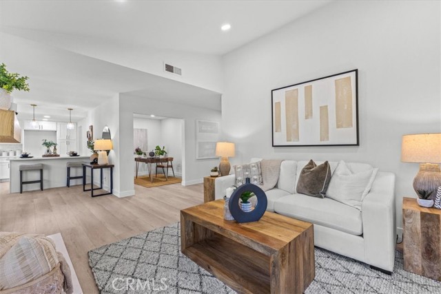 Property photo of 27751 Via Granados