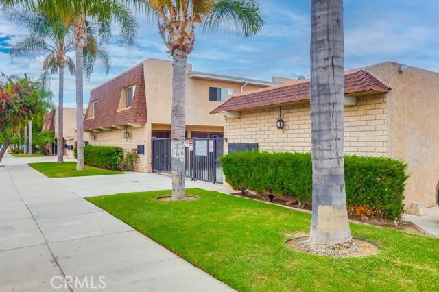 Property photo of 21607 Juan