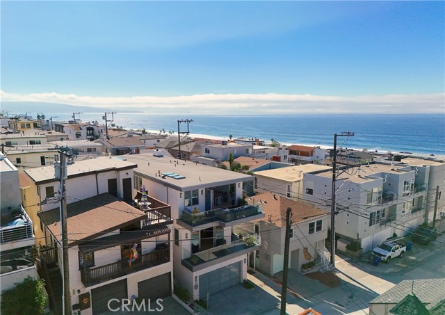 Property photo of 320 35th ST