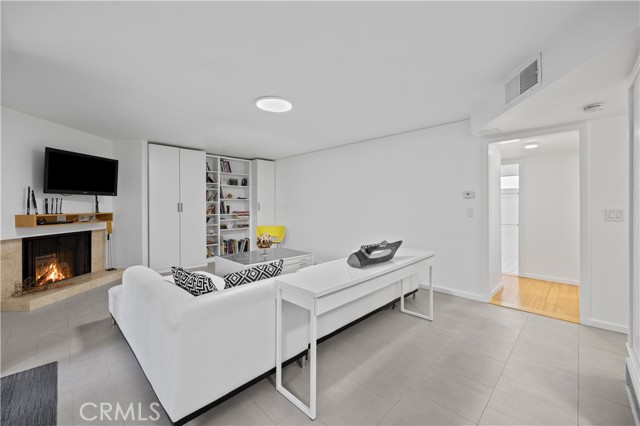 Property photo of 14960 Victory BL