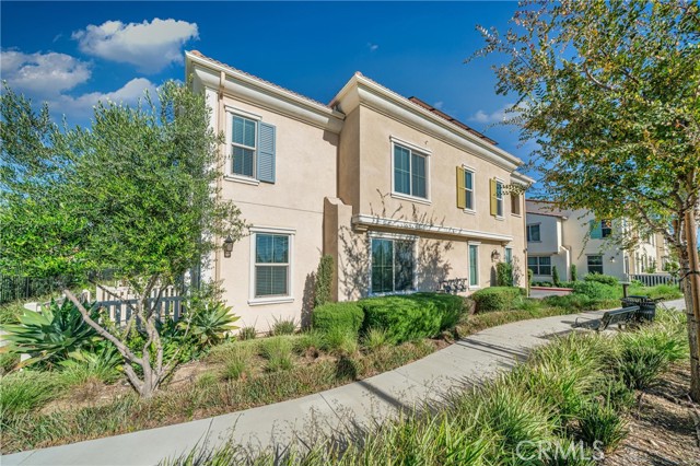 Property photo of 981 W Clover