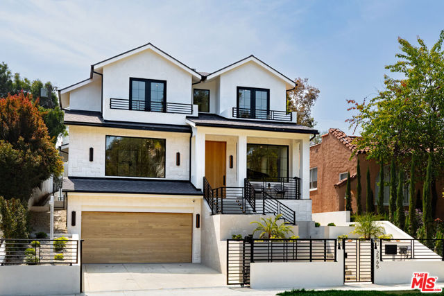 Property photo of 2565 Patricia AV