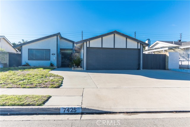 Property photo of 7425 Bradley DR