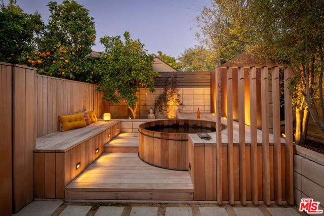 Property photo of 1060 Nowita PL